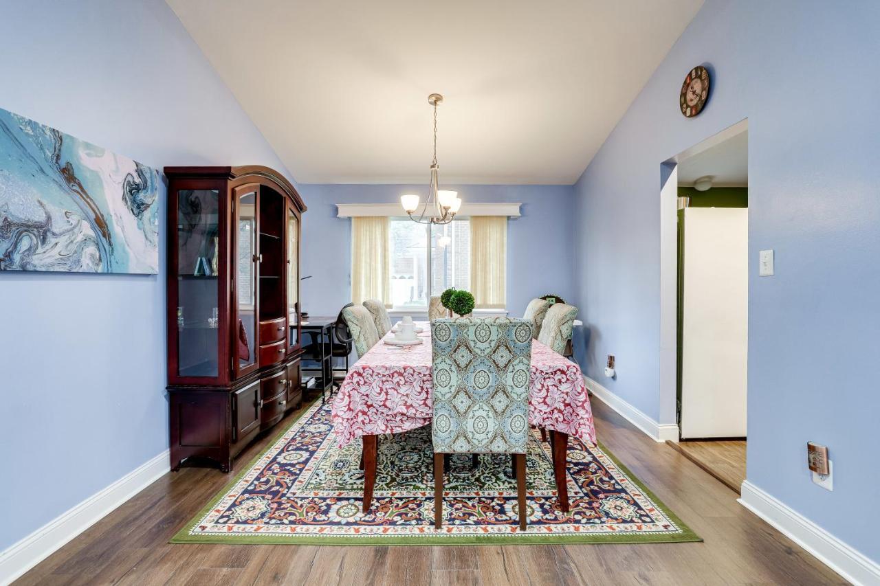Escape To Our Cozy 3 Bed Rm 2 Bath Unit In Alexandria Va Villa Buitenkant foto