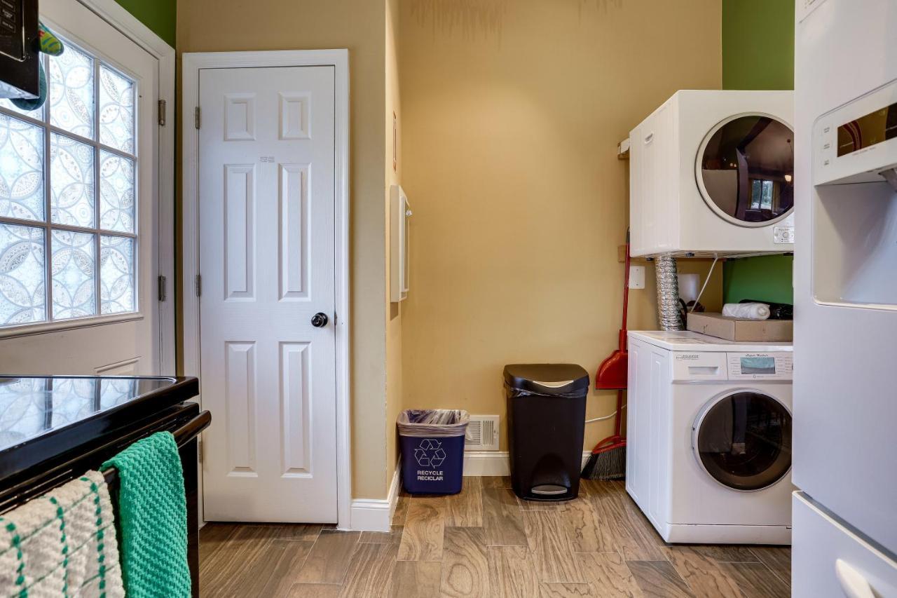 Escape To Our Cozy 3 Bed Rm 2 Bath Unit In Alexandria Va Villa Buitenkant foto