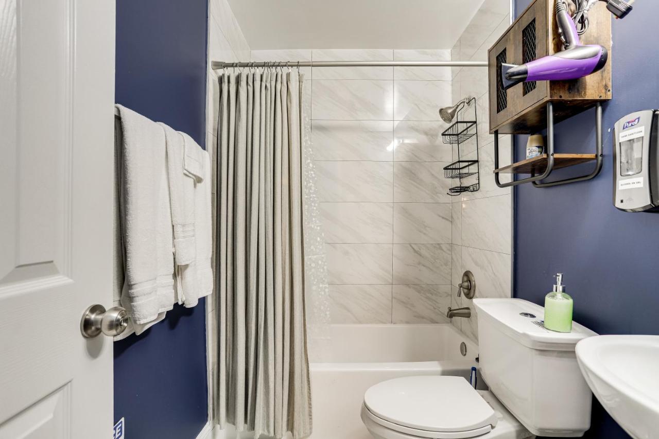 Escape To Our Cozy 3 Bed Rm 2 Bath Unit In Alexandria Va Villa Buitenkant foto